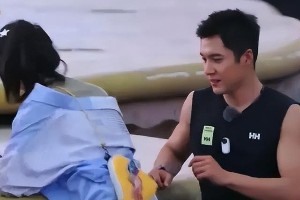 韩东君周也《城市捉迷藏》冤家CP爆笑互动