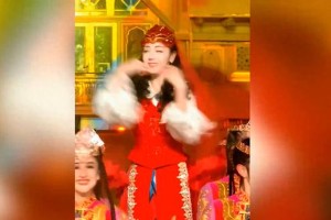 迪丽热巴舞蹈名场面：民族与现代舞惊艳瞬间