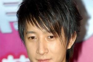 韩庚婚后断崖式衰老引热议，初代韩流偶像现状