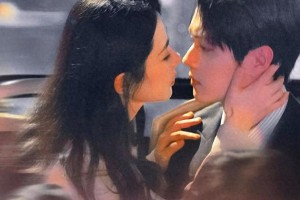 肖战杨紫《承欢记》吻戏花絮曝光，顶流CP化学反应引爆全网